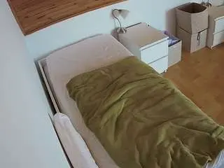 Voyeurcam-julmodels-greybed-1  live sex cam