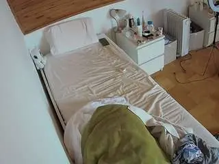 Voyeurcam-julmodels-greybed-1  live sex cam