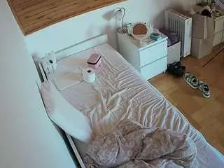 Voyeurcam-julmodels-greybed-1  live sex cam