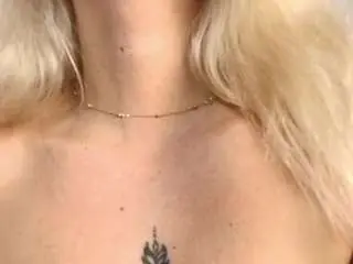 Barbiie-98  live sex cam