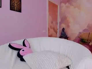 Brieneblair  live sex cam