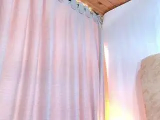 Dafnequeen  live sex cam