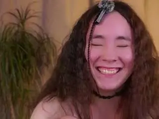 Eleneeves  live sex cam