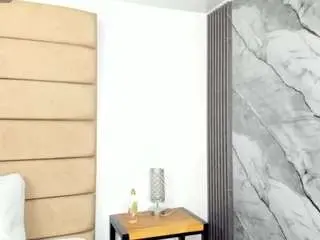 Ely-brown  live sex cam