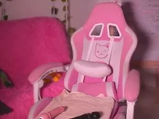 Kim-dolls1823  live sex cam