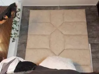 Lia-thompson  live sex cam