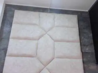 Lia-thompson  live sex cam