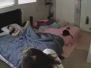 Voyeurcam-house-charleys-room  live sex cam