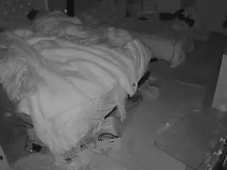 Voyeurcam-house-charleys-room  live sex cam