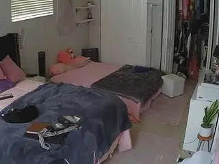 Voyeurcam-house-charleys-room  live sex cam