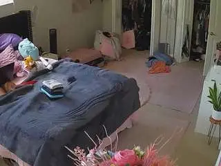 Voyeurcam-house-charleys-room  live sex cam