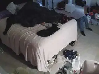 Voyeurcam-house-charleys-room  live sex cam