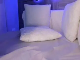 Katyakozlov  live sex cam
