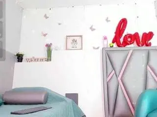 Aurora-tziu  live sex cam