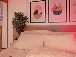 Lunaruso  live sex cam