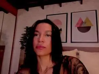 Lunaruso  live sex cam