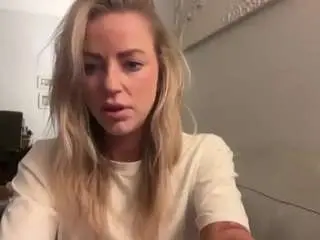 Luxemistress  live sex cam
