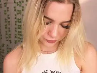 Rosiegarrett  live sex cam