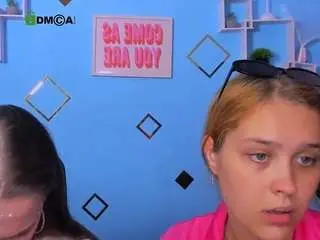 Roxy-starr1  live sex cam