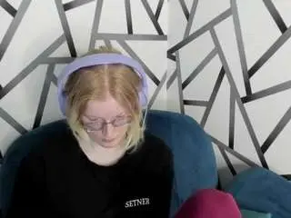 Betty-smith  live sex cam