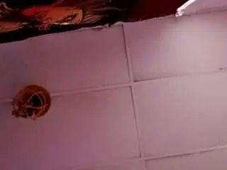 Bunniehopps19  live sex cam