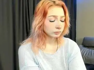 Kiracookson  live sex cam