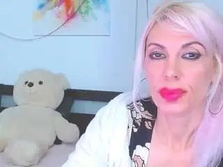 Misslara123  live sex cam