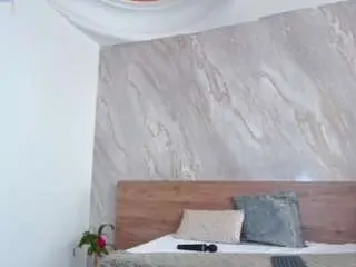 Catta-james  live sex cam