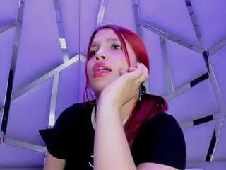 Hannywatson  live sex cam