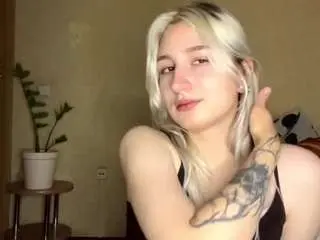 Jeannehuf  live sex cam