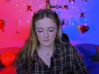 Ketty-kitt  live sex cam