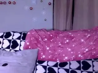 Sexiiimamiii23  live sex cam