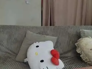 Sexiiimamiii23  live sex cam