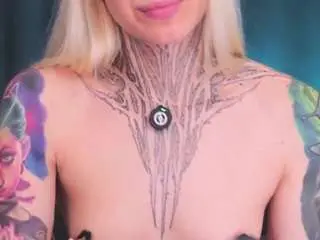 Yourfeetmodel  live sex cam