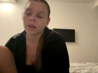 Celestineerner  live sex cam