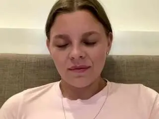 Celestineerner  live sex cam