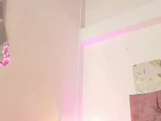 Itscassiecage  live sex cam