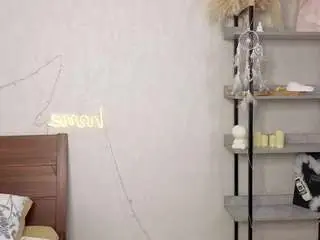 Loreancantakis  live sex cam