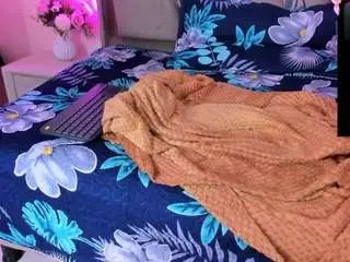 Casey-lorens  live sex cam
