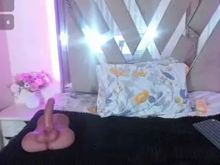 Casey-lorens  live sex cam