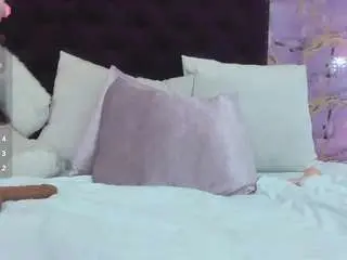 Gabbyfoxxga  live sex cam