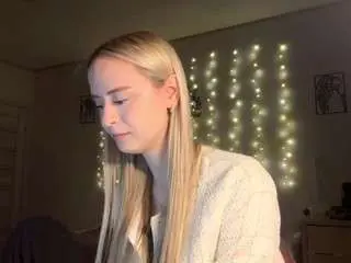 Karisader  live sex cam