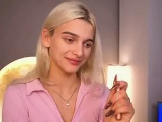 Karlayegge  live sex cam