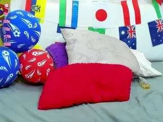 Nahomyfox  live sex cam