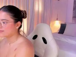 Nathalie-rivers  live sex cam