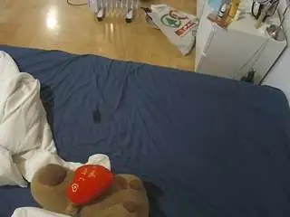 Voyeurcam-julmodels-greybed-2  live sex cam