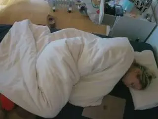 Voyeurcam-julmodels-greybed-2  live sex cam