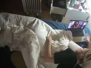 Voyeurcam-julmodels-greybed-2  live sex cam