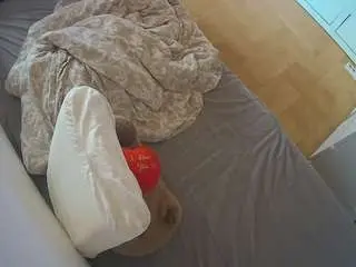 Voyeurcam-julmodels-greybed-2  live sex cam