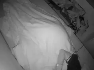 Voyeurcam-julmodels-greybed-2  live sex cam